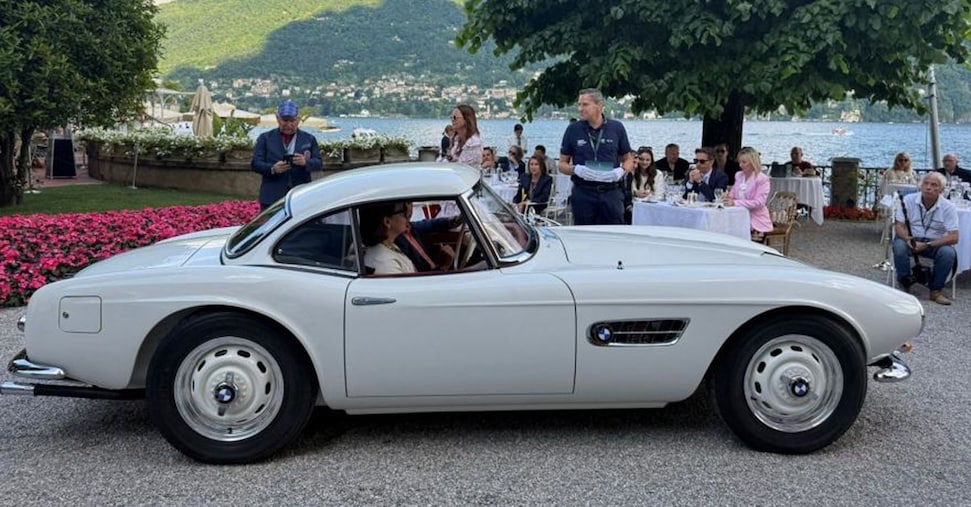 Concours d'Elegance, Bmw 507 wins Gold Cup 2025 - Il Sole 24 ORE